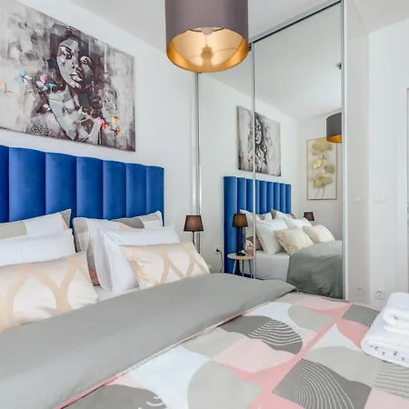 Luxury Giga Apartment *