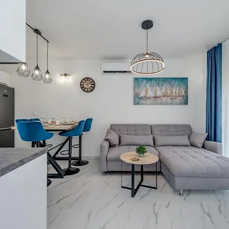 Luxury Giga * ספליט